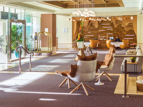 Pullman Reef Hotel Casino - Foster Accommodation 0