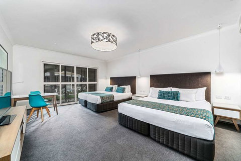 Quality Siesta Resort - Foster Accommodation 1