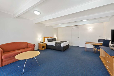 Quality Siesta Resort - Foster Accommodation 2