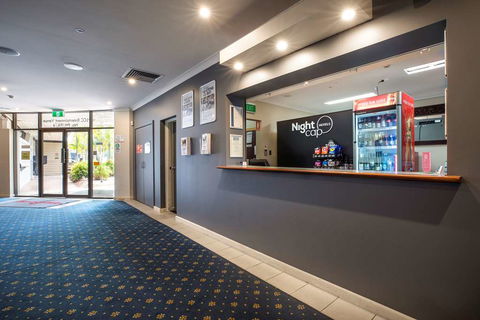 Nightcap At Springwood Hotel - Foster Accommodation 0