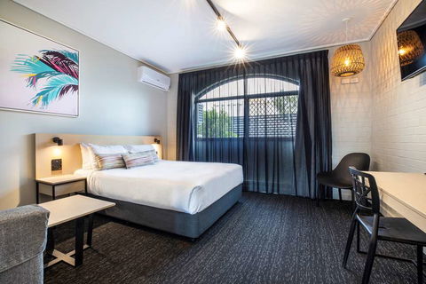 Nightcap At Springwood Hotel - Foster Accommodation 1