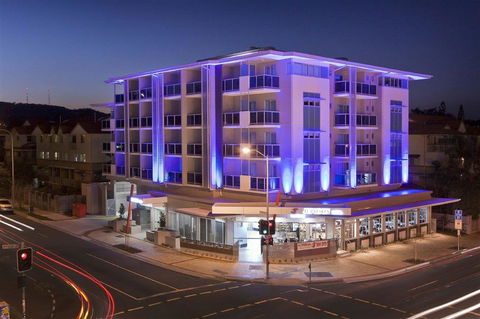 Jephson Hotel - Foster Accommodation 0