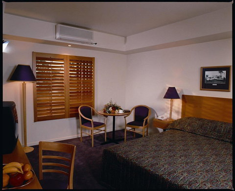 Kingsford Smith Motel - Foster Accommodation 2