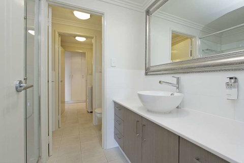 Zappeion Apartments - Foster Accommodation 2