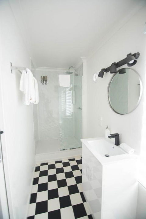 Siesta Central Apartments - Foster Accommodation 1