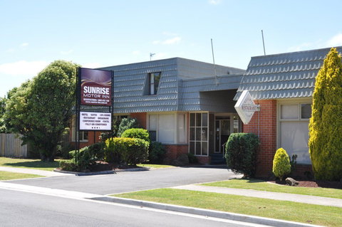 Sunrise Motor Inn - Foster Accommodation 0