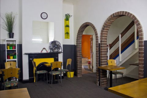 Adelaide Travellers Inn - Foster Accommodation 0