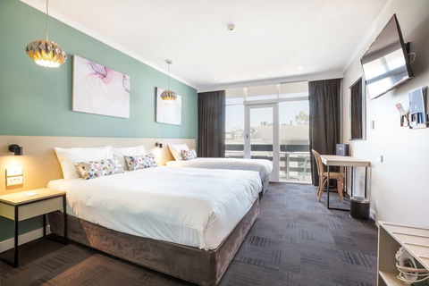 Watermark Glenelg - Foster Accommodation 2