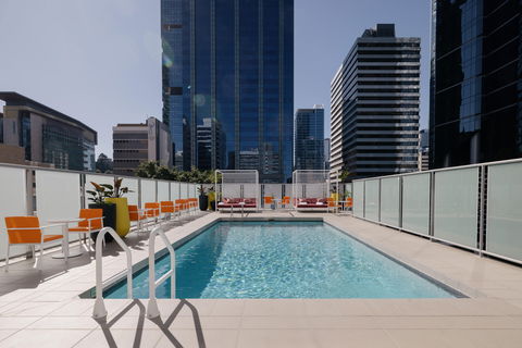 Voco Brisbane City Centre - Foster Accommodation 7