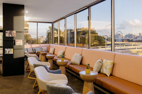 Voco Brisbane City Centre - Foster Accommodation 10