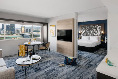Voco Brisbane City Centre - Foster Accommodation 12