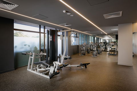 Voco Brisbane City Centre - Foster Accommodation 13