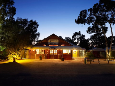 Outback Hotel & Lodge - Foster Accommodation 0