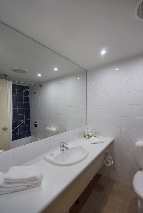 Outback Hotel & Lodge - Foster Accommodation 3