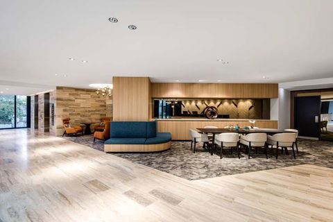 Vibe Hotel North Sydney - Foster Accommodation 4