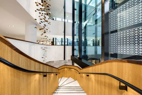 Vibe Hotel North Sydney - Foster Accommodation 9
