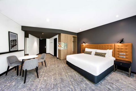 Vibe Hotel North Sydney - Foster Accommodation 12