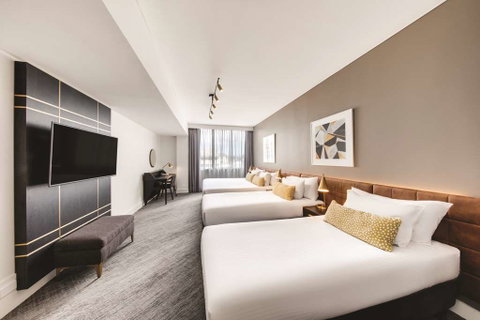 Vibe Hotel Sydney - Foster Accommodation 11