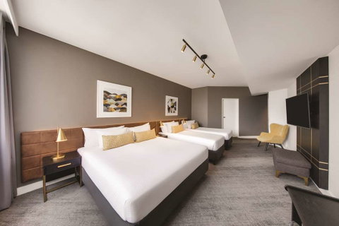 Vibe Hotel Sydney - Foster Accommodation 13