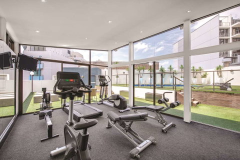 Vibe Hotel Sydney - Foster Accommodation 17