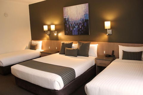 Swan Hill Resort - Foster Accommodation 5