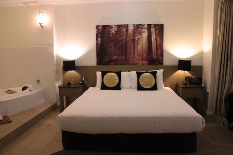Swan Hill Resort - Foster Accommodation 6