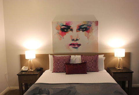 Swan Hill Resort - Foster Accommodation 9