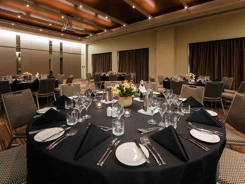 Pullman Hotel at Sydney Olympic Park - Foster Accommodation 9