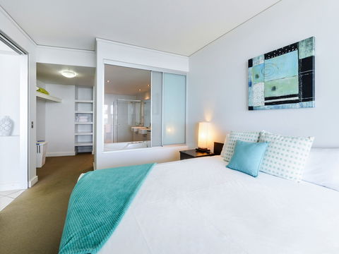 Grand Mercure Apartments Bargara - Foster Accommodation 5
