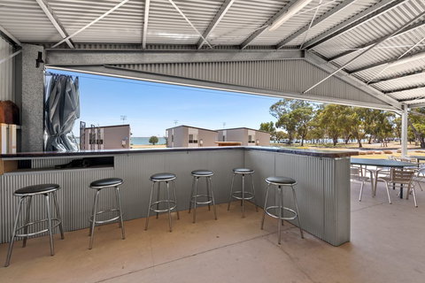 Discovery Parks Lake Bonney - Foster Accommodation 0