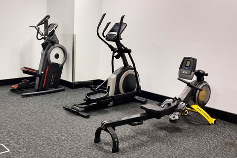 Metro Advance Apartments & Hotel - Foster Accommodation 17