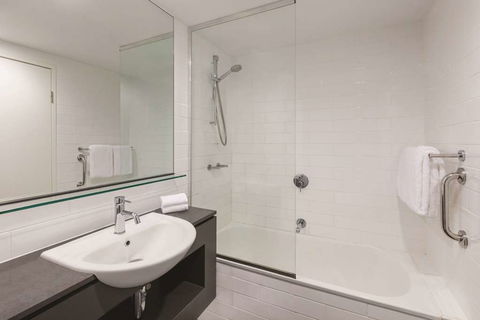 Vibe Hotel Darwin Waterfront - Foster Accommodation 5