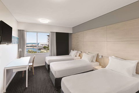Vibe Hotel Darwin Waterfront - Foster Accommodation 6