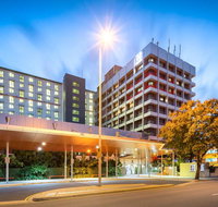 H on Smith Hotel - Foster Accommodation
