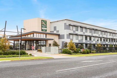 Quality Hotel Rules Club Wagga - Foster Accommodation 2