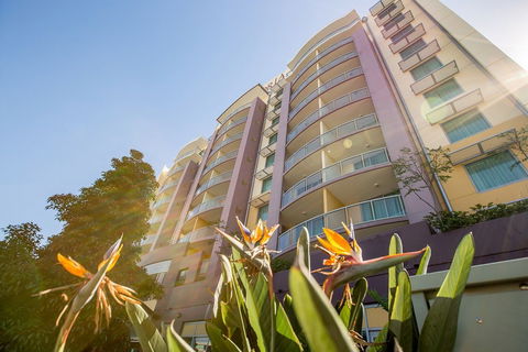 Hotel Gloria - Foster Accommodation 0