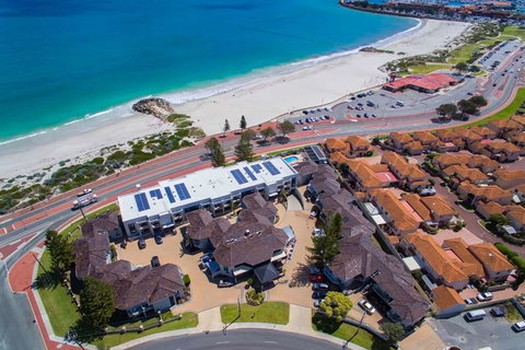 Quality Resort Sorrento Beach - Foster Accommodation 1