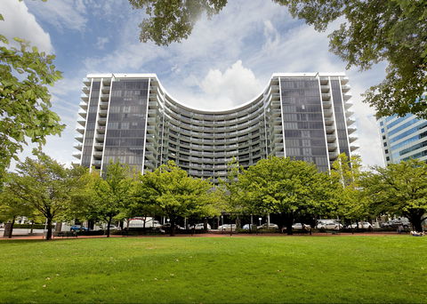 Astra Canberra Manhattan - Foster Accommodation 0