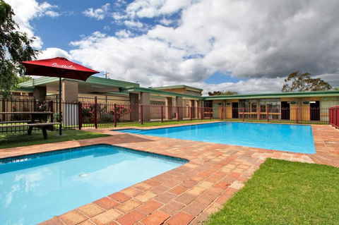 Midtown Motor Inn - Foster Accommodation 1