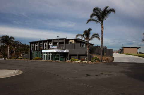 Rivers Inn Motel - Foster Accommodation 0