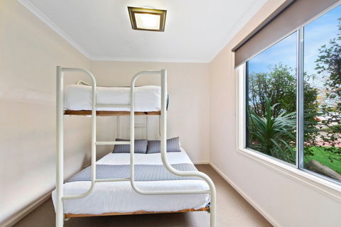 Bellevue On The Lakes - Foster Accommodation 2