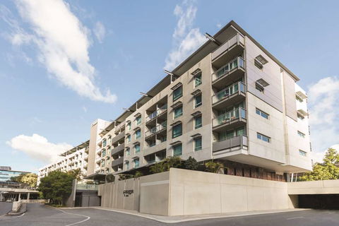 Adina Apartment Hotel Perth - Foster Accommodation 0