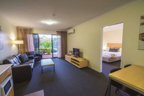 Perth Ascot Central Apartment Hotel - Foster Accommodation 6