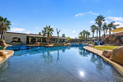 Quality Siesta Resort - Foster Accommodation 6