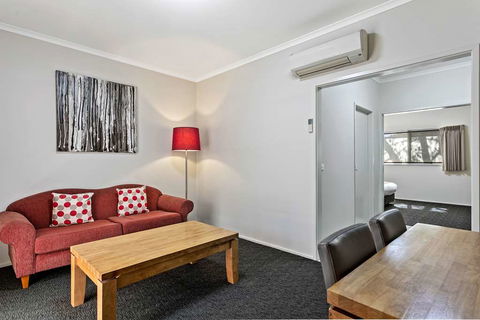 Quality Inn Colonial - Foster Accommodation 17