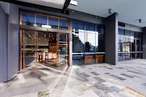Alpha Mosaic Hotel - Foster Accommodation 1