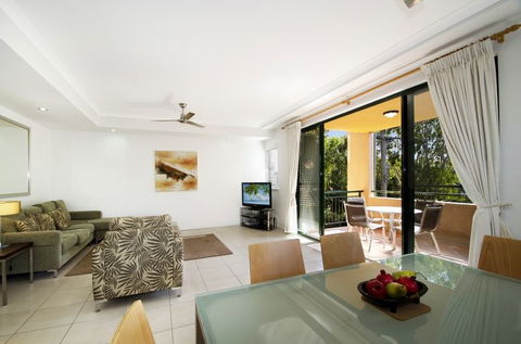 Bermuda Villas - Foster Accommodation 1