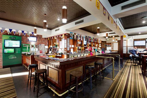 Federal Hotel, A Nightcap Hotel - Foster Accommodation 2