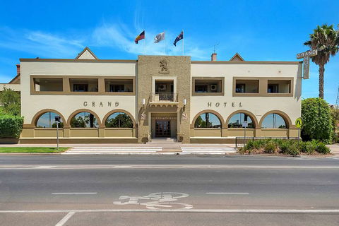 Quality Hotel Mildura Grand - Foster Accommodation 1