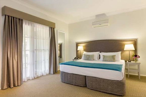 Peppers Manor House - Foster Accommodation 2